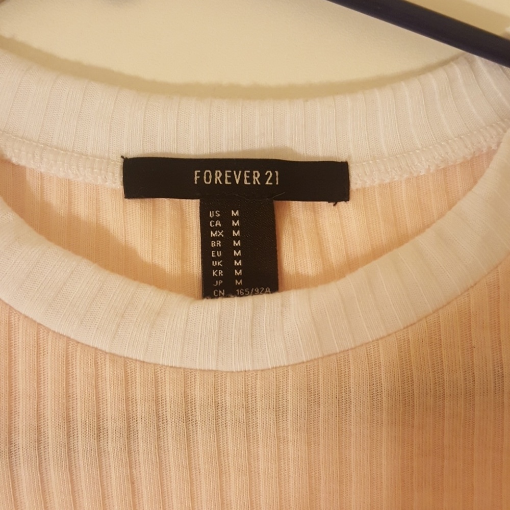 Semi sheer white trimmed pink crop top - Picture 2 of 3